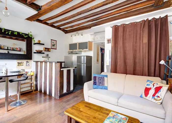 Charming Apartment In The Heart Of Le Marais